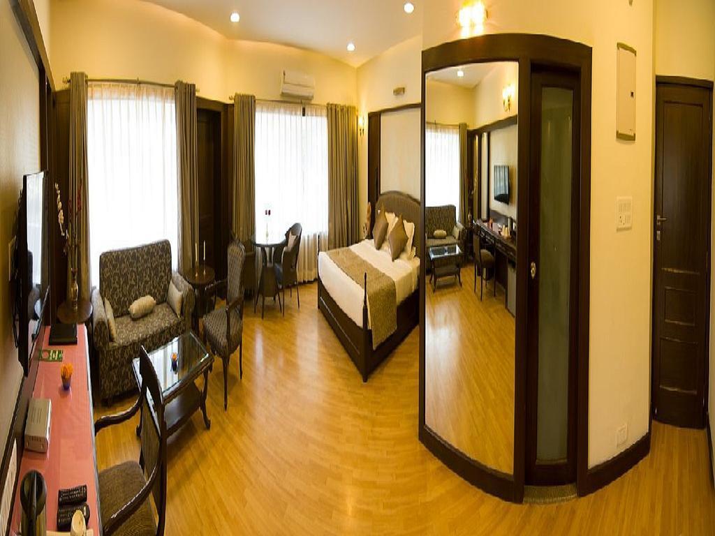 Hotel Lake View Ashok Bhopal Extérieur photo