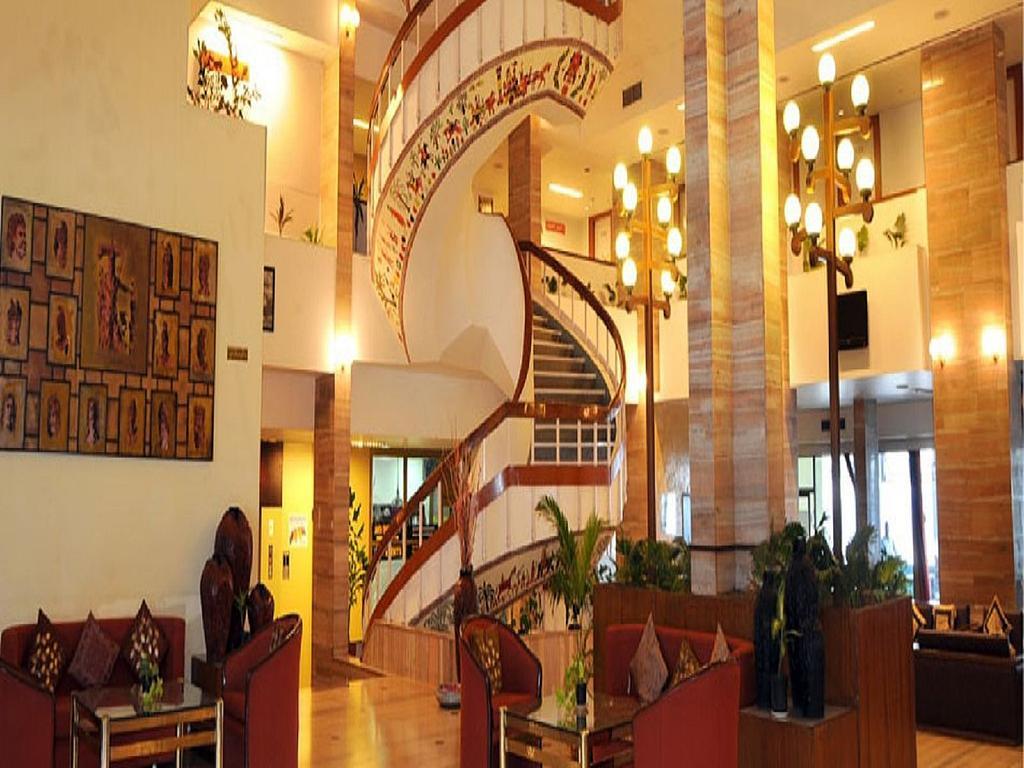 Hotel Lake View Ashok Bhopal Extérieur photo
